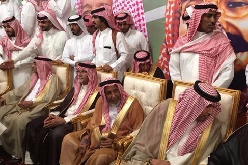 قبائل قطر تتضامن مع طالب بن هولام بن شريم