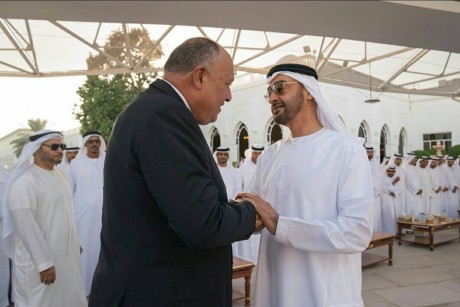 شكري من الخليج: متمسكون بتنفيذ المطالب 13 قبل عودة العلاقات مع قطر