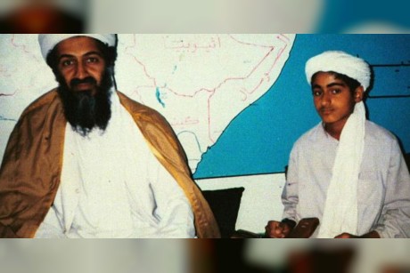 بن لادن وابنه حمزة