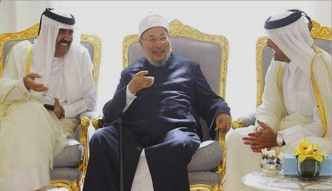 تميم وحمد وبينهما القرضاوي