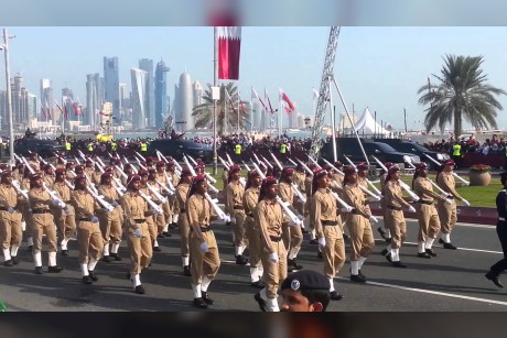 قطر تحتفل بأول أعياد الانطباح وضياع الاستقلال