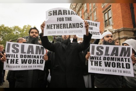 islamists-danger-europe-12