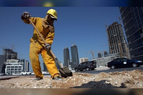 سخرة العمال في قطر