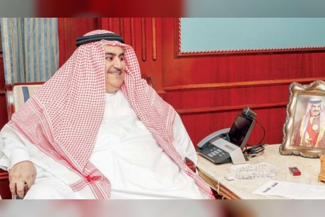 البحرين: الخلاف مع قطر لن يحل بـ"حب الخشوم" وحضورها القمة الخليجية لا يهمنا