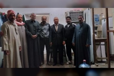 جانب من زيارة الوفد للمصريين بالدوحة