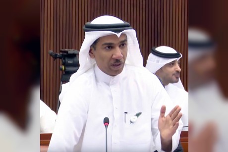 نائب بحريني يطالب بتحرك دولي تجاه سرقة قطر لبترول المنامة