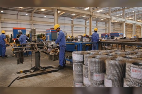 الإنتاج الصناعي في قطر يتراجع 4.1% خلال مارس