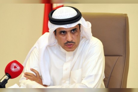 وزير الإعلام البحريني