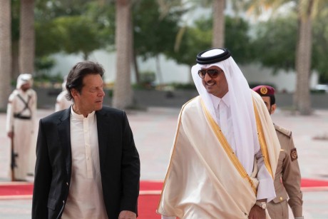أمير قطر وعمران خان